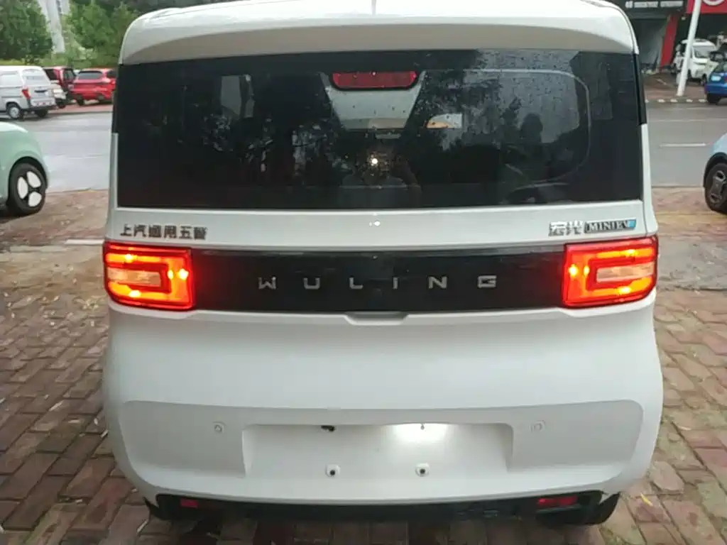 Wuling MINIEV 2021