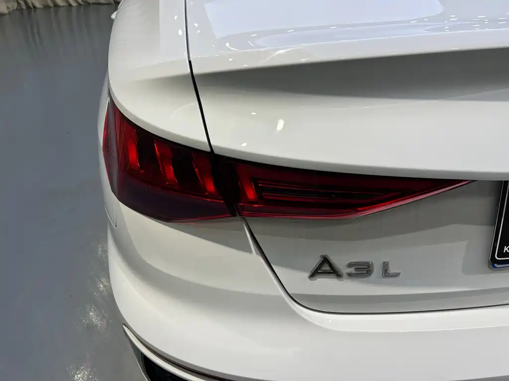 Audi A3 2022 — фото 31