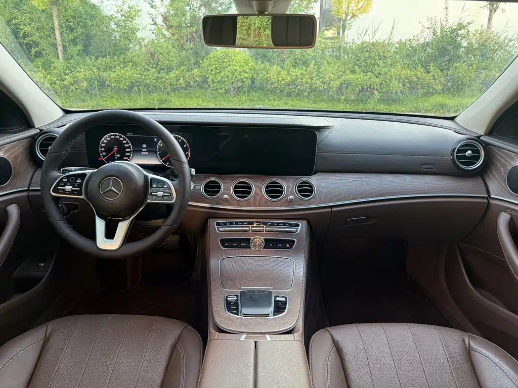 Mercedes-Benz E-Class 2018