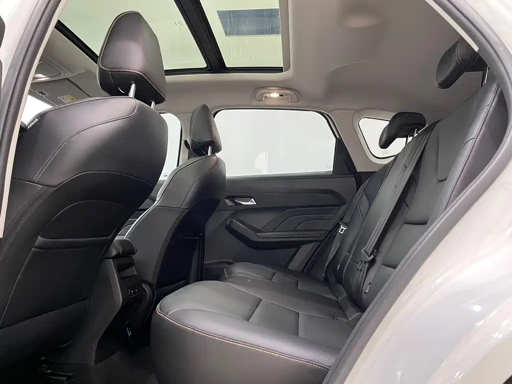 Haval Harvard Red Rabbit 2022 — фото 12