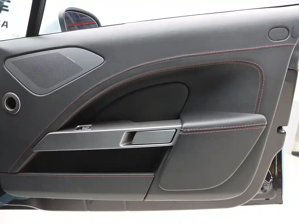 Aston Martin Rapide 2014 — фото 23