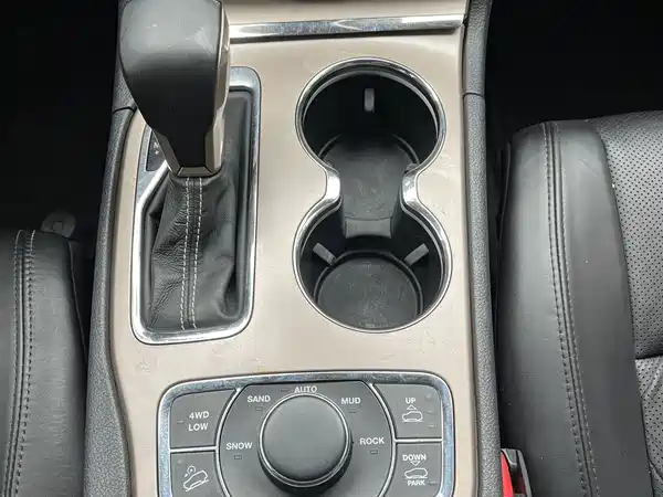 Jeep Grand Cherokee 2016