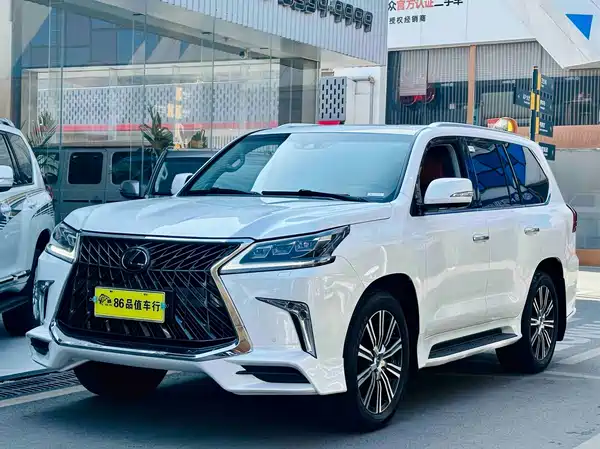 Lexus LX 2019