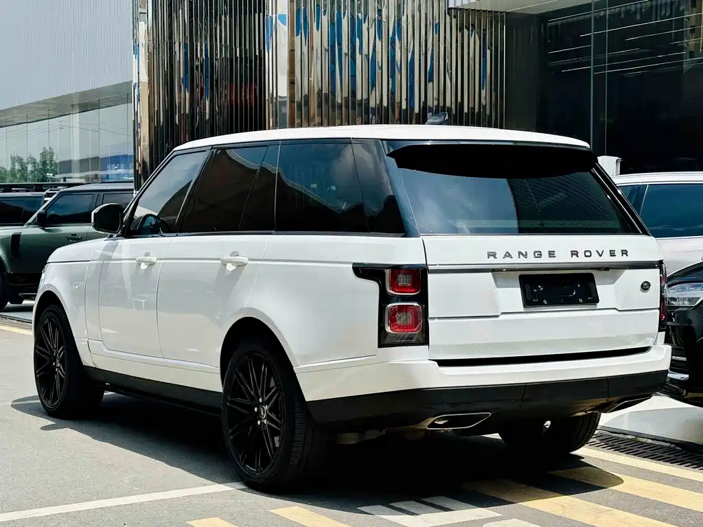 Land Rover Range Rover 2021 — фото 4