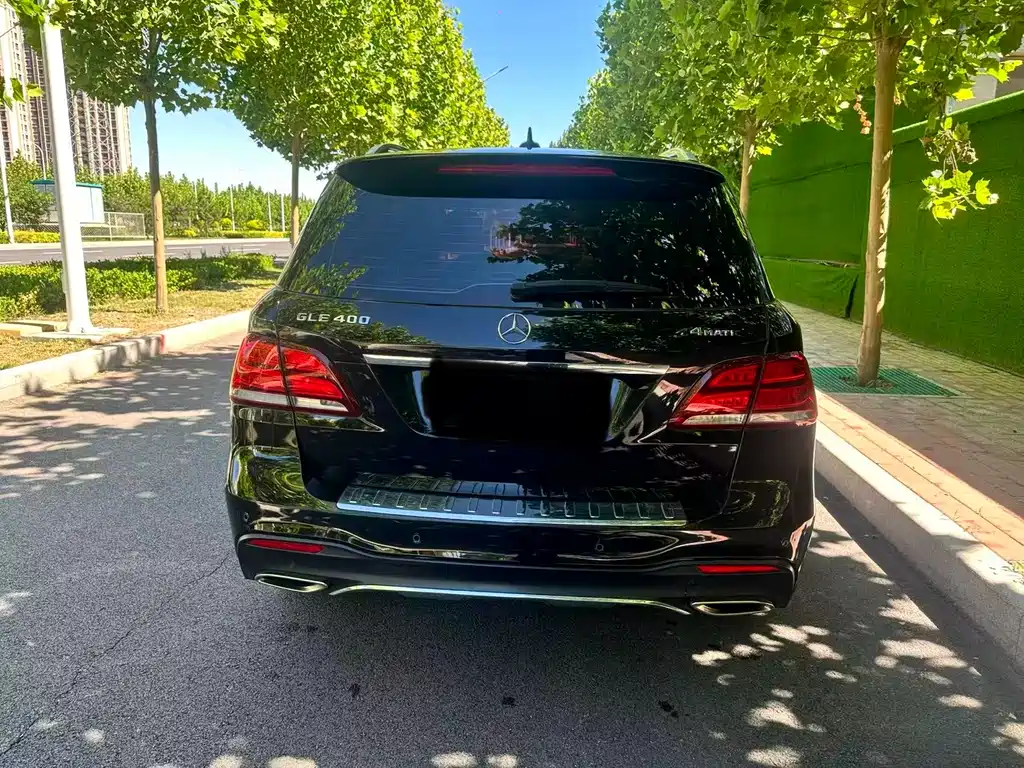 Mercedes-Benz GLE 2017 — фото 8