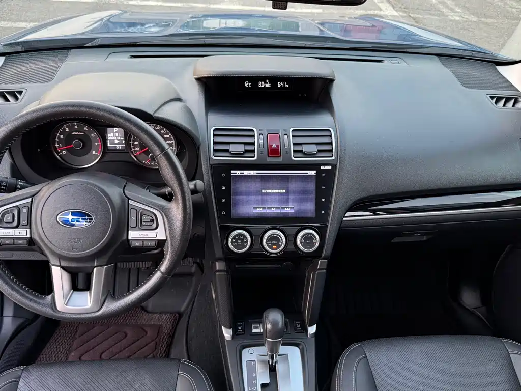 Subaru Forester 2017 — фото 9