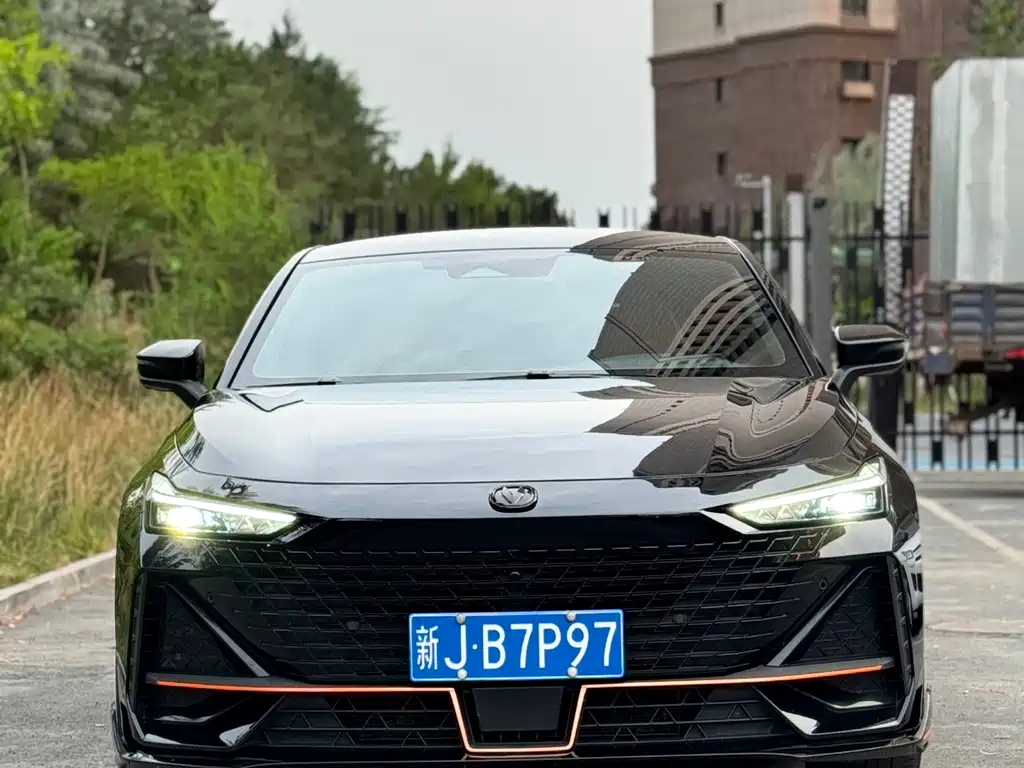 Changan UNI-V 2023