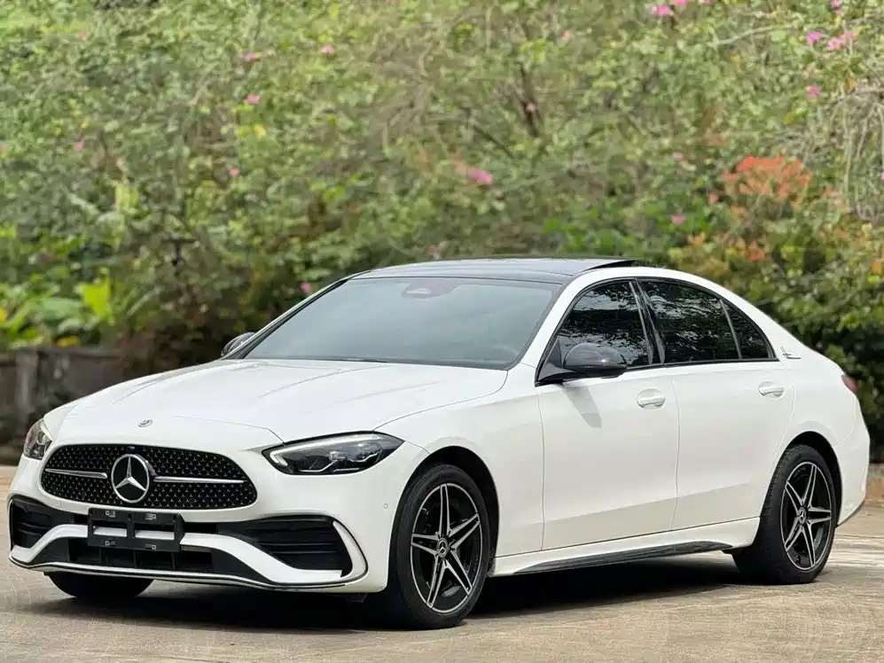 Mercedes-Benz C-Class 2023 — фото 1
