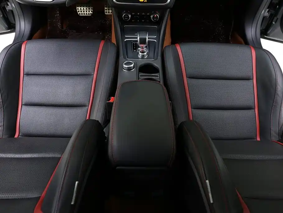 Mercedes-Benz GLA AMG 2019 — фото 10