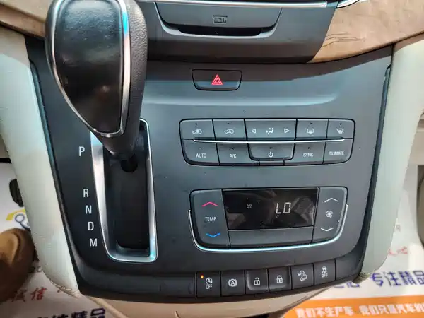 Buick GL8 2019