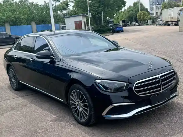 Mercedes-Benz E-Class 2023