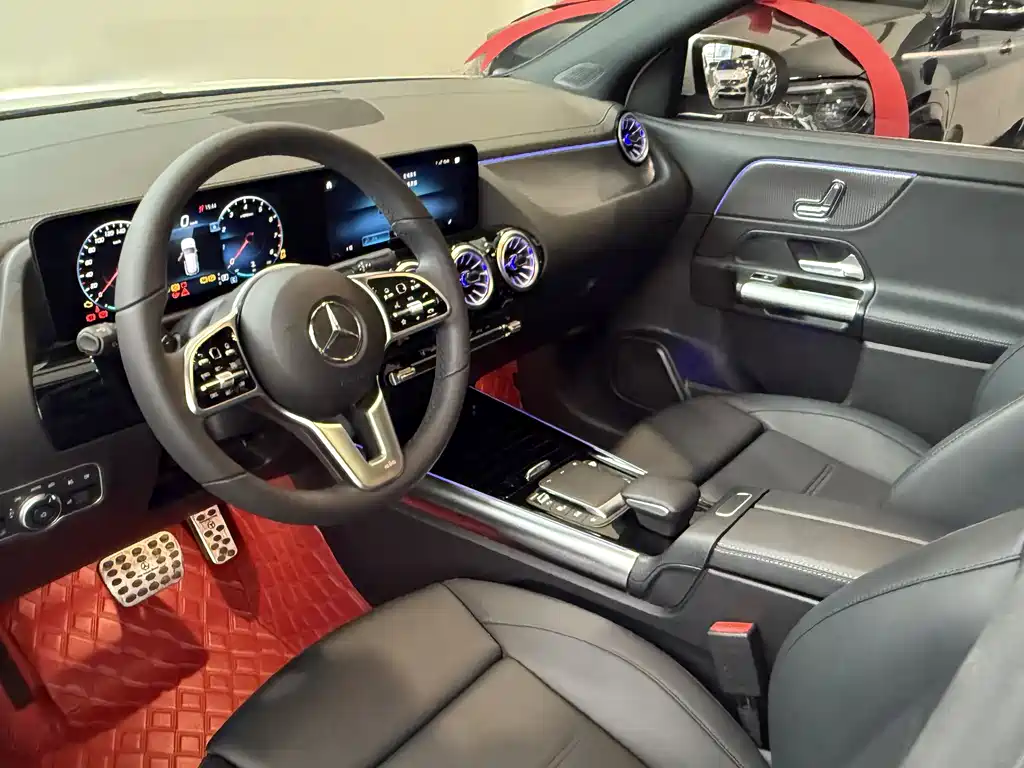 Mercedes-Benz GLA 2023 — фото 8