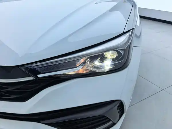 Roewe i5 2022