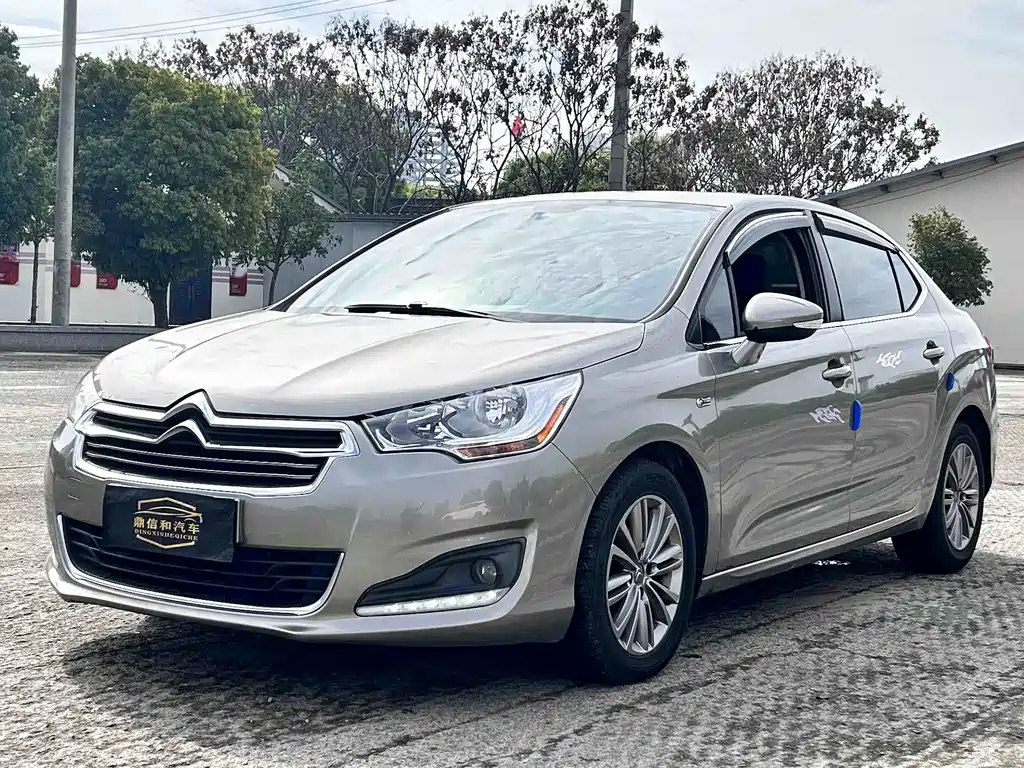 Citroën C4L 2016 — фото 1