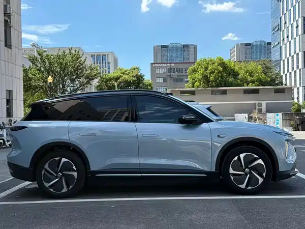 NIO ES6 2024