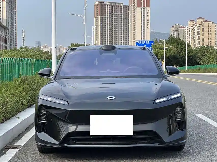 NIO ET5T 2025