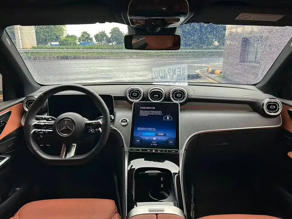 Mercedes-Benz GLC 2024