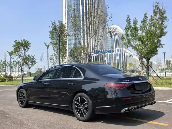 Mercedes-Benz S-Class 2022