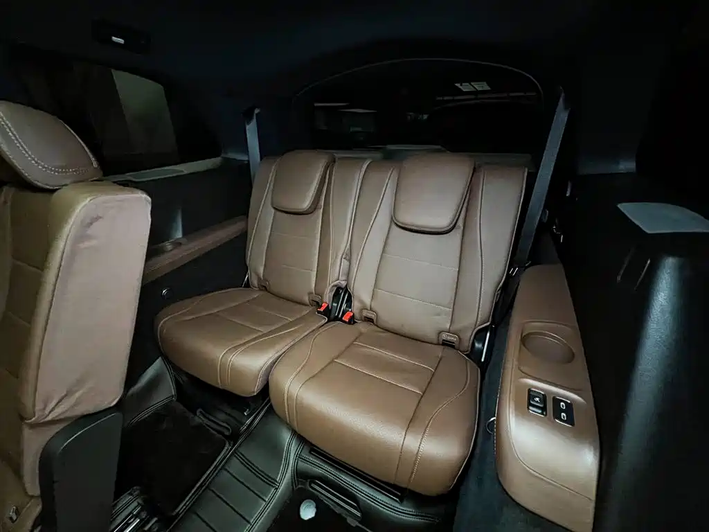 Mercedes-Benz GLS 2024 — фото 12