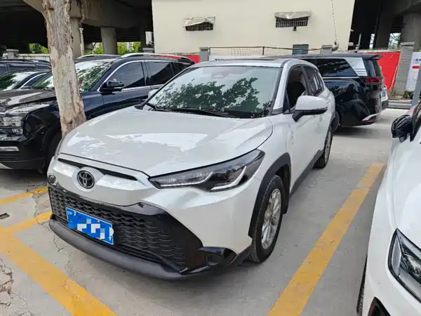 Toyota Frontlander 2023