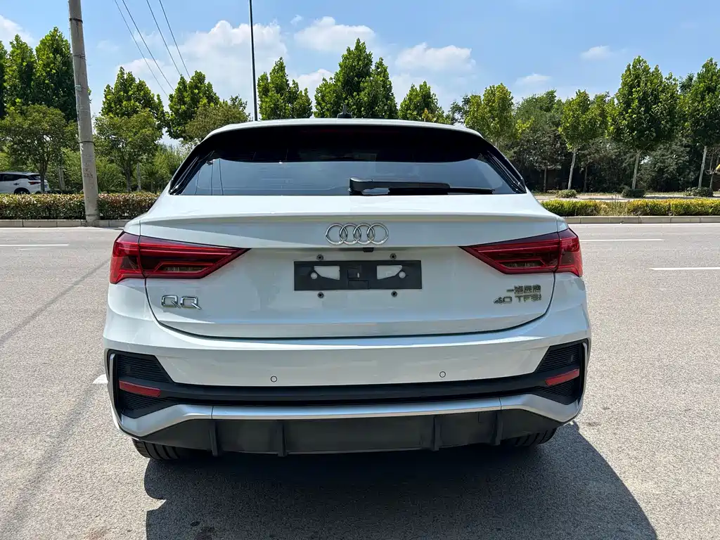 Audi Q3 Sportback 2021 — фото 14
