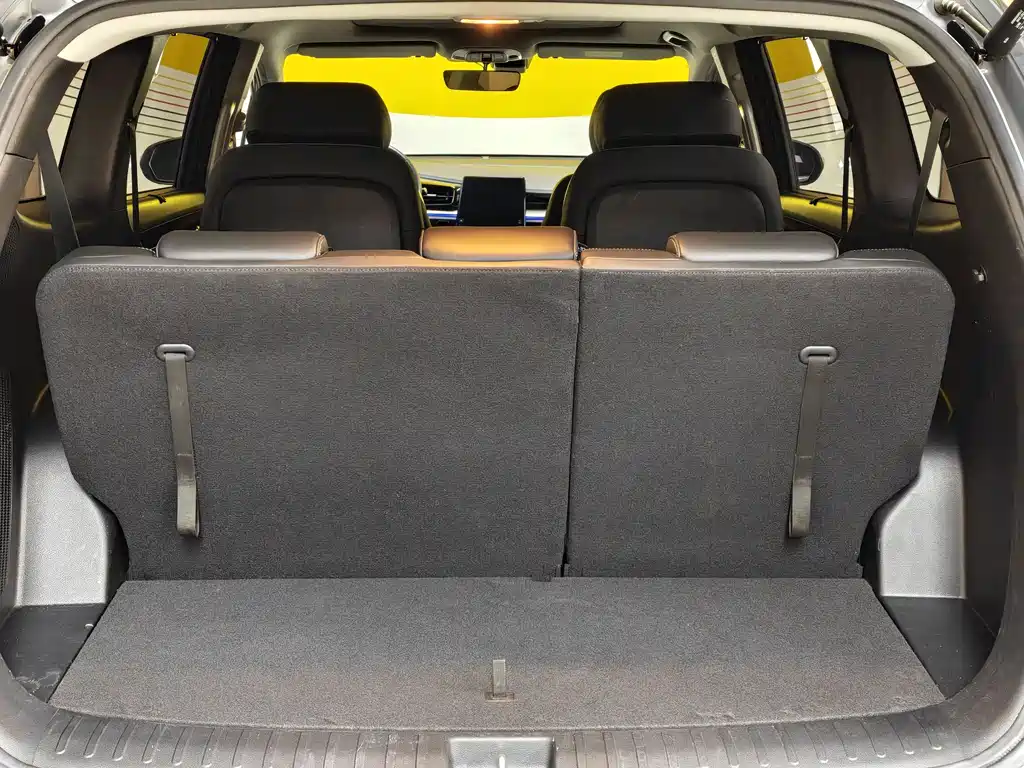 Hyundai Custo 2022 — фото 24