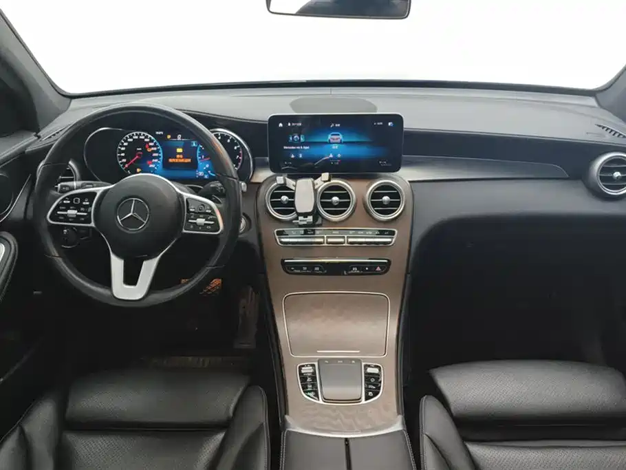 Mercedes-Benz GLC 2020 — фото 13