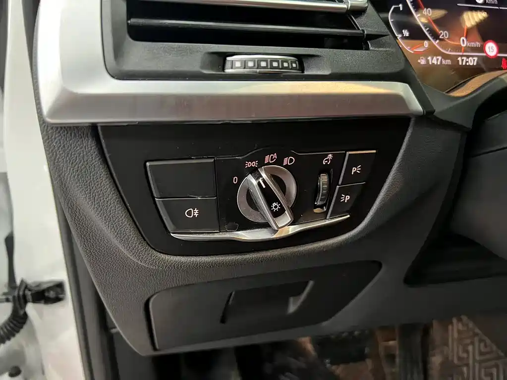 BMW X3 2022 — фото 12