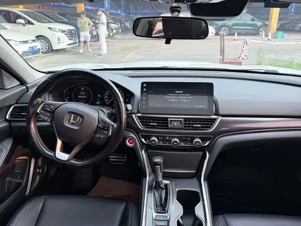 Honda Accord 2022