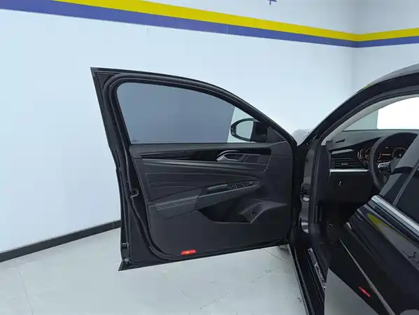 Volkswagen Passat 2024