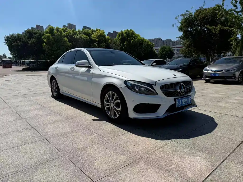 Mercedes-Benz C-Class 2015