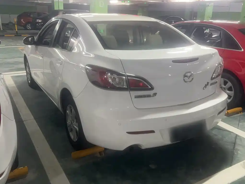 Mazda 3 Xingcheng 2015 — фото 9