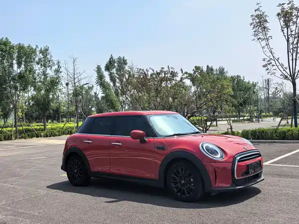MINI 2022
