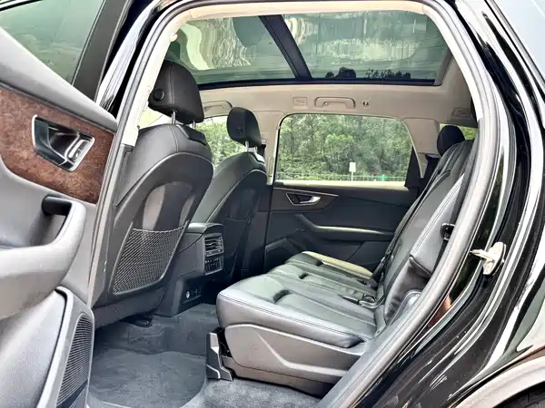 Audi Q7 2023
