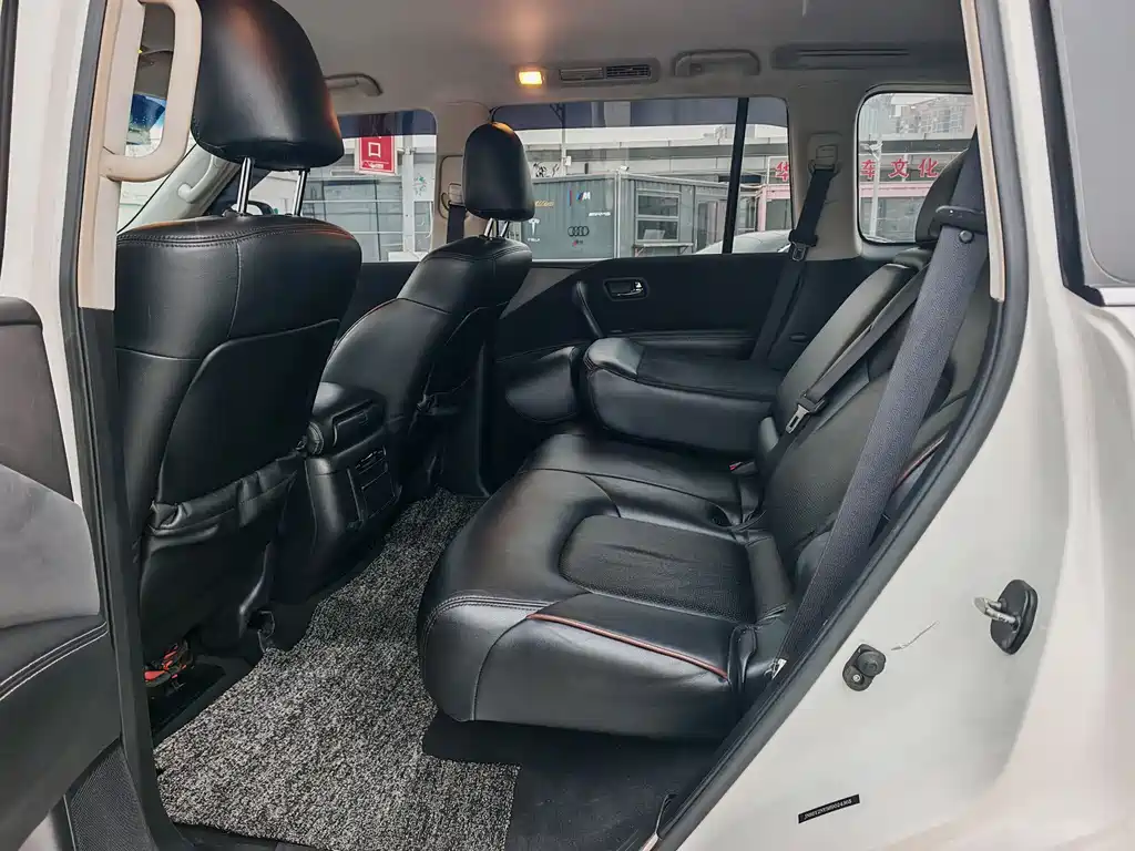 Nissan Patrol 2017 — фото 13
