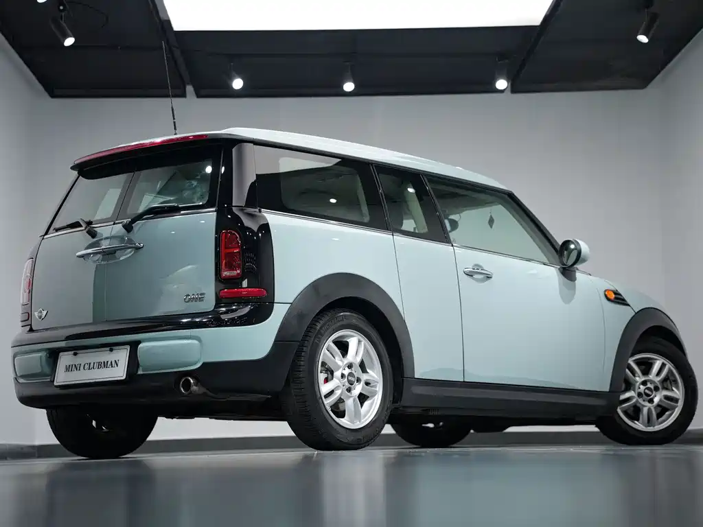 MINI Clubman 2012 — фото 13