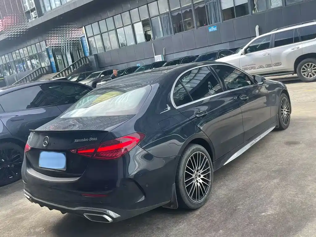 Mercedes-Benz C-Class 2023