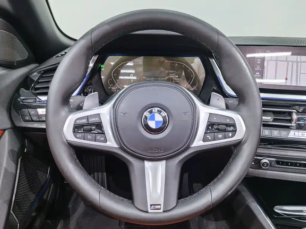 BMW Z4 2023 — фото 15