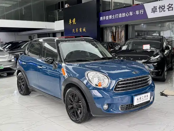 MINI Countryman 2011