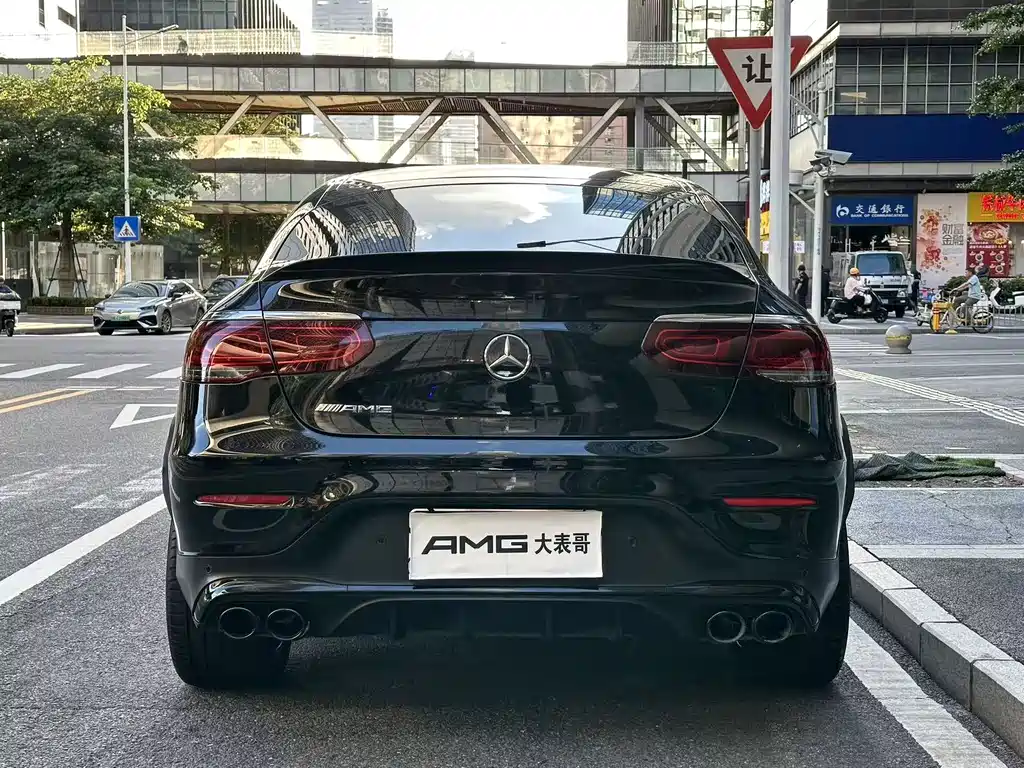 Mercedes-Benz GLC AMG 2022 — фото 12