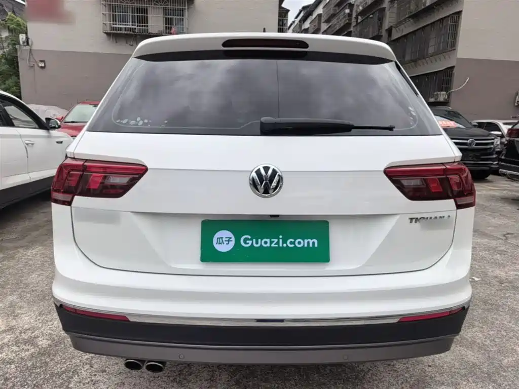 Volkswagen Tiguan L 2020 — фото 6