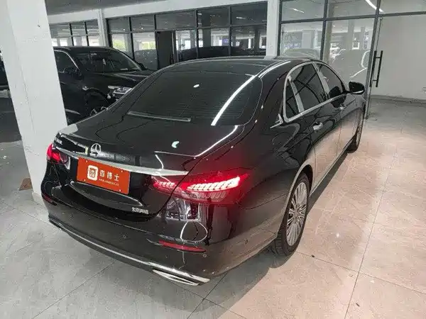 Mercedes-Benz E-Class 2023