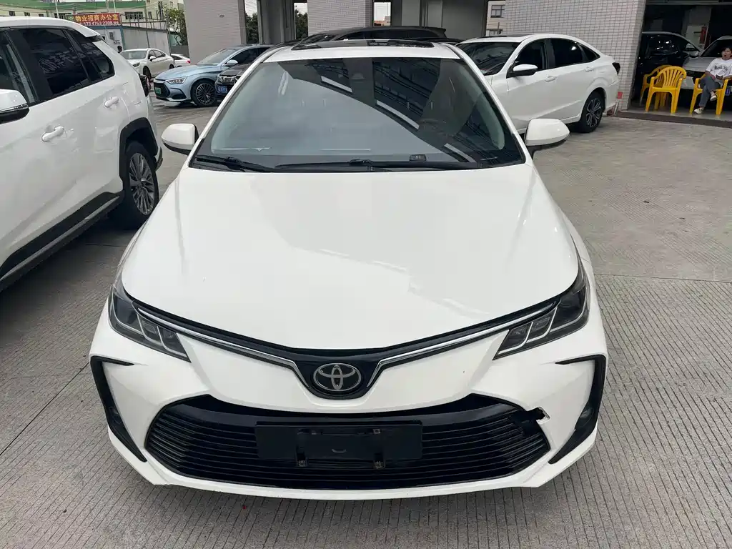 Toyota Corolla 2020 — фото 2
