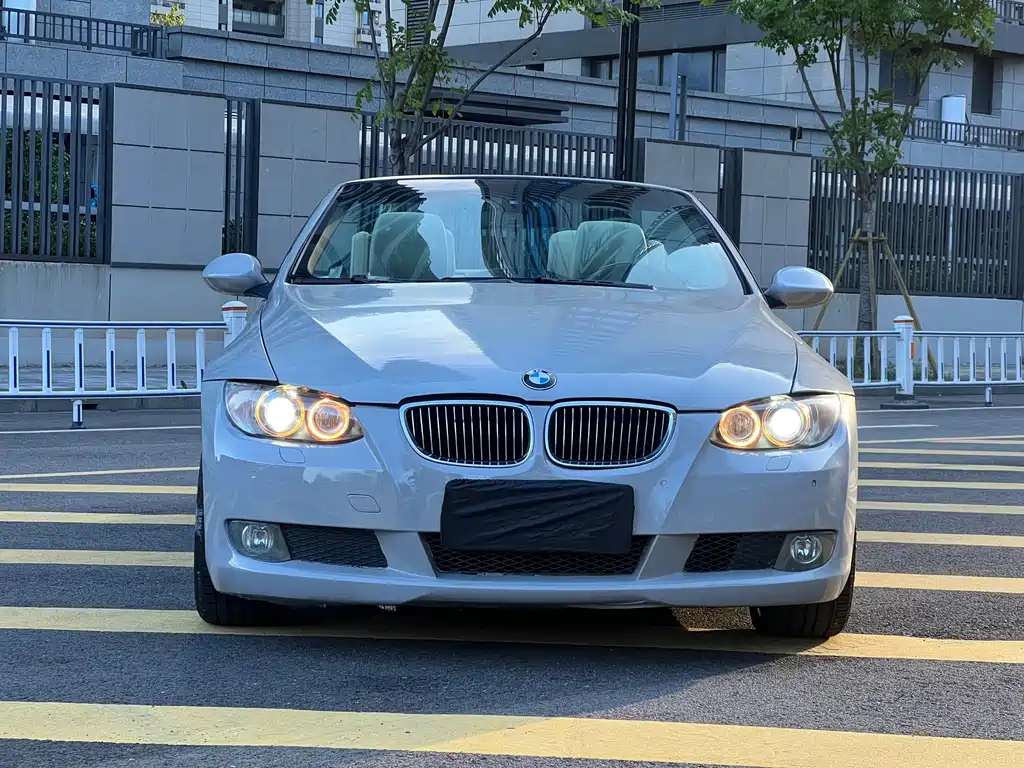 BMW 3 Series 2009 — фото 14