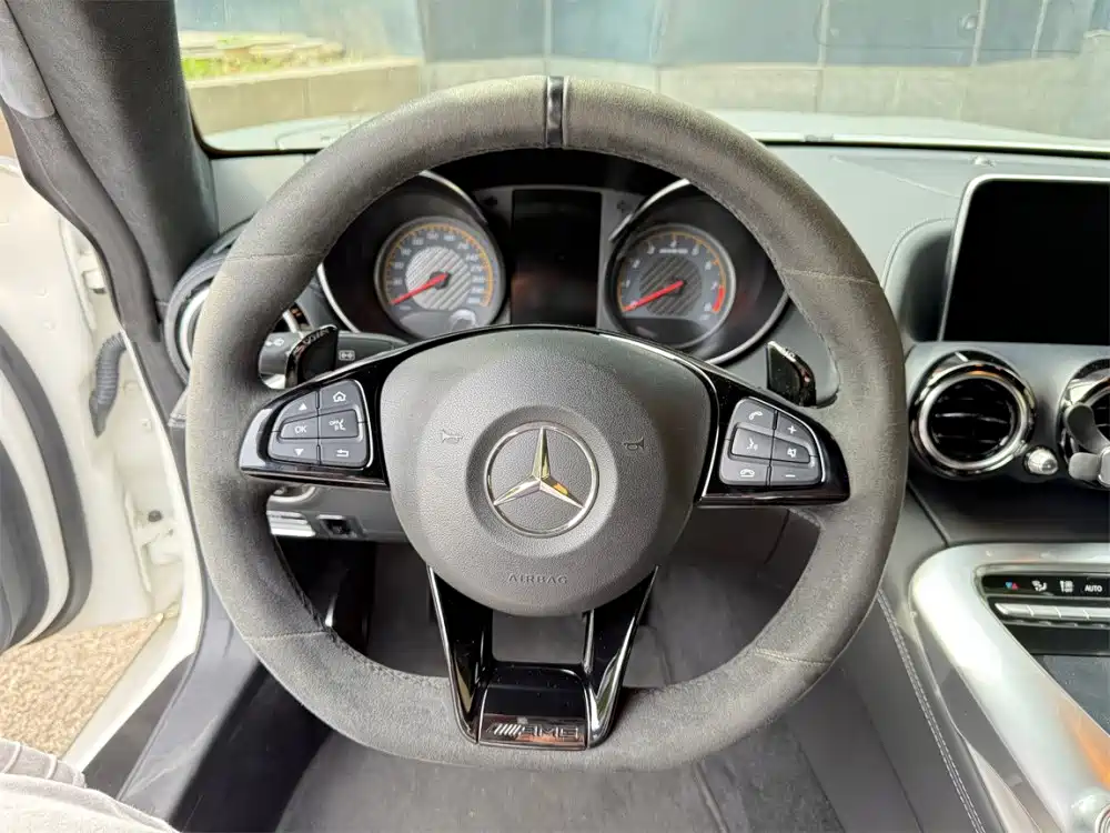 Mercedes-Benz AMG GT 2020 — фото 10