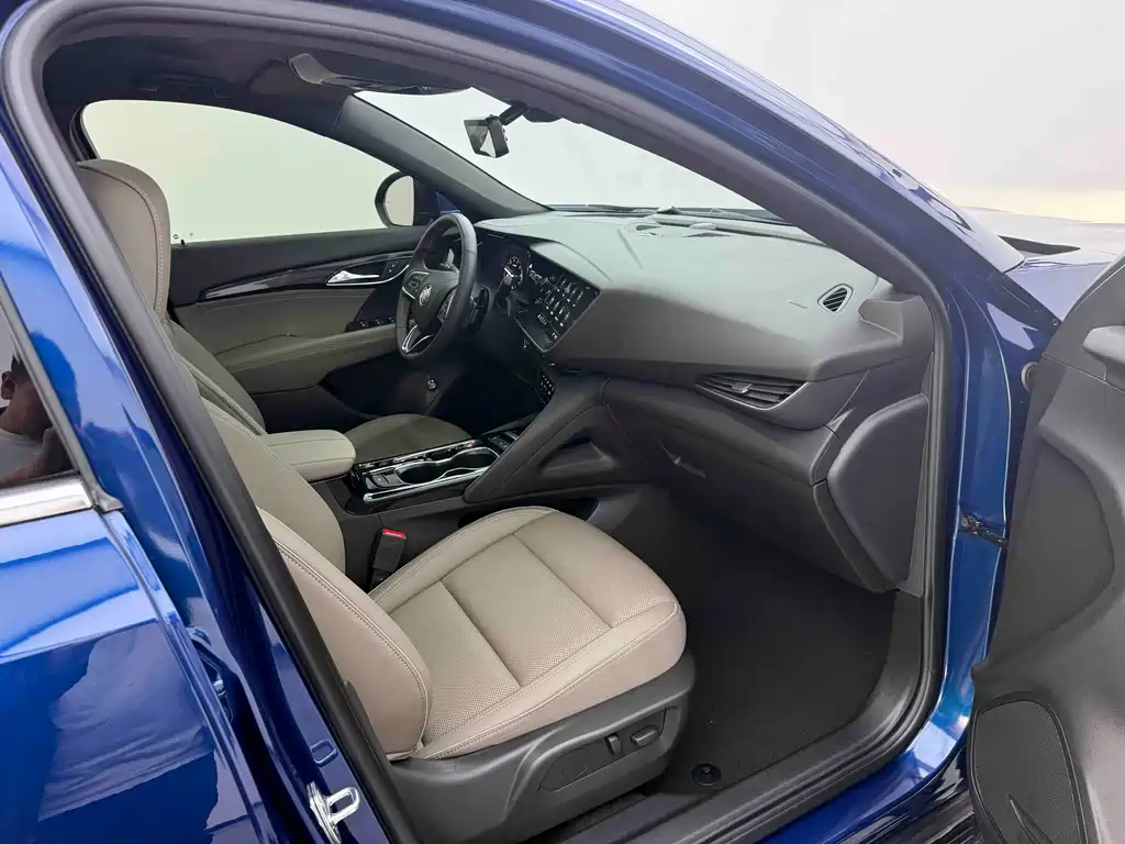 Buick Envision Plus 2024 — фото 18