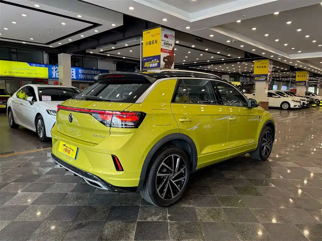 Volkswagen T-Roc 2023 — фото 11