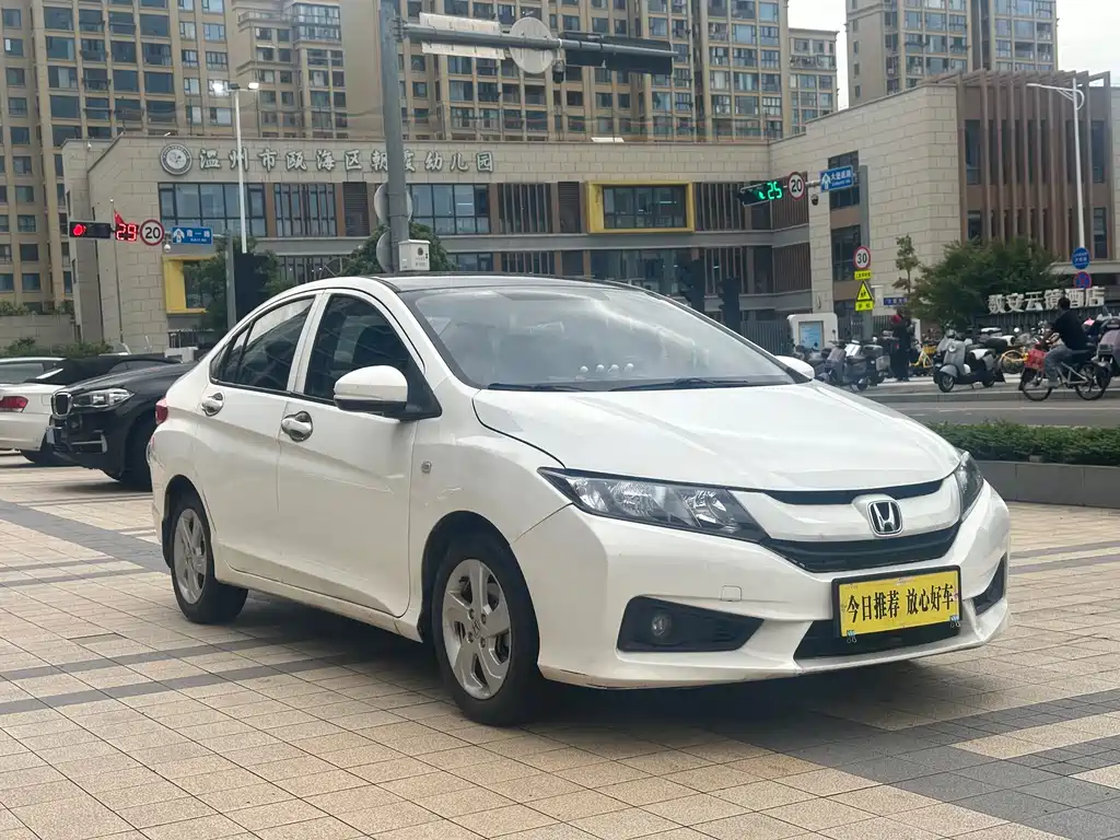 Honda City 2017 — фото 8