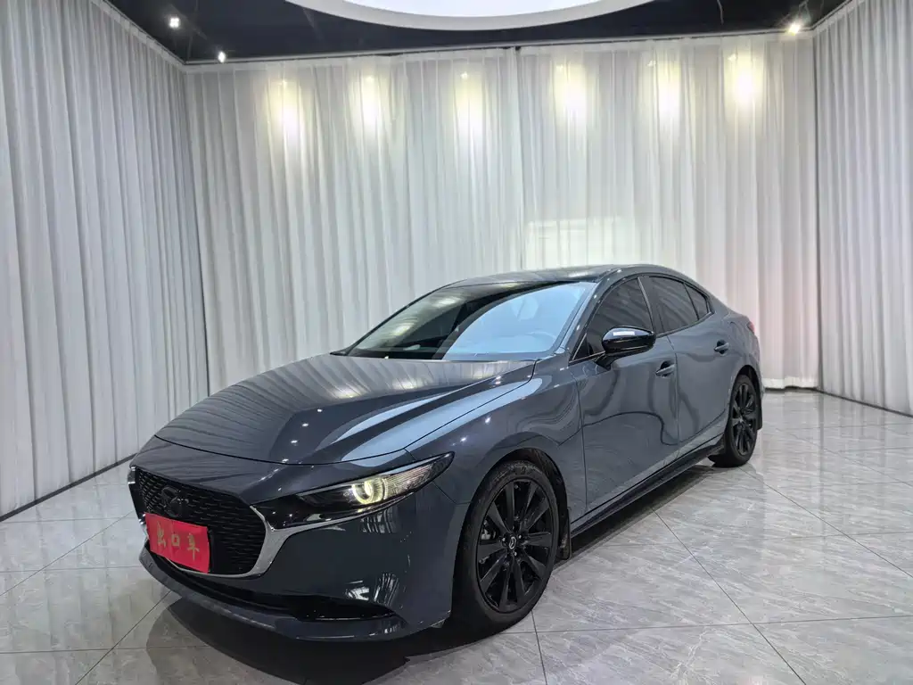 Mazda 3 Axela 2022