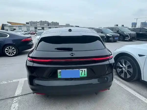 NIO ET5T 2024